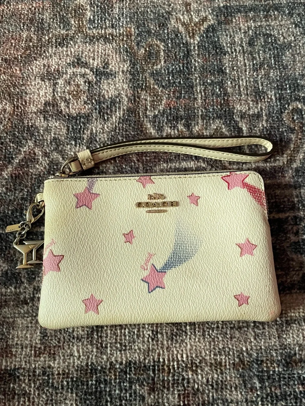 💫Coach Corner Zip Wristlet in Disco Star Print C7350💫